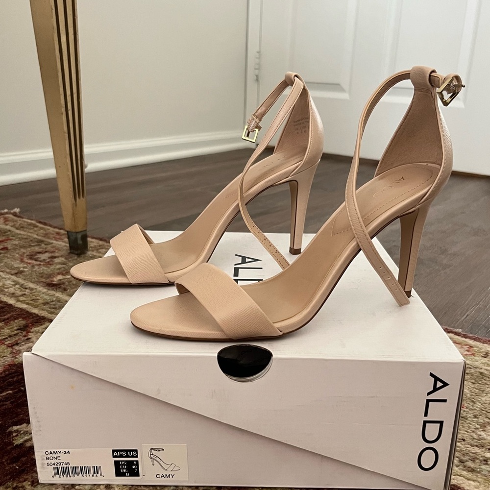 Nude strappy dress heels